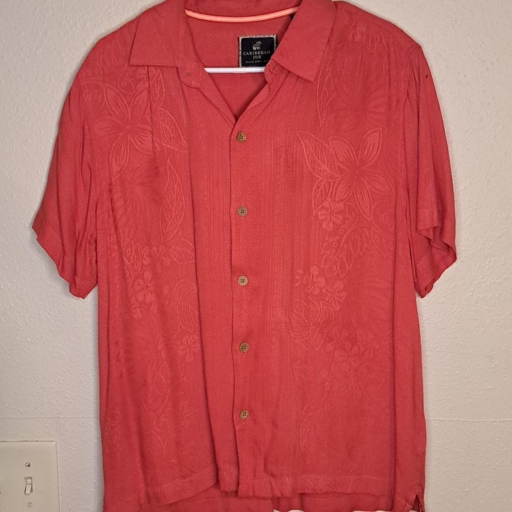 Caribbean Joe Rayon button down shirt size medium